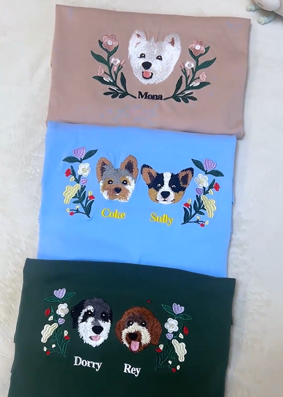 Custom Premium Handcrafted Pet Photo Embroidery T-shirt Sweatshirt Hoodie with Wreath Design