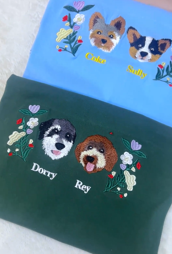 Custom Premium Handcrafted Pet Photo Embroidery T-shirt Sweatshirt Hoodie with Wreath Design