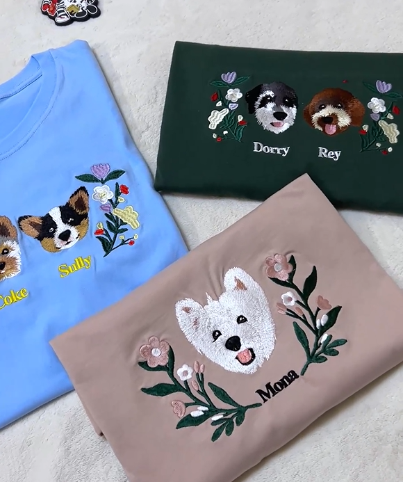Custom Premium Handcrafted Pet Photo Embroidery T-shirt Sweatshirt Hoodie with Wreath Design