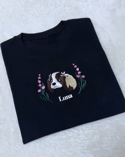 Custom Premium Handcrafted Pet Photo Embroidery T-shirt Sweatshirt Hoodie with Wreath Design