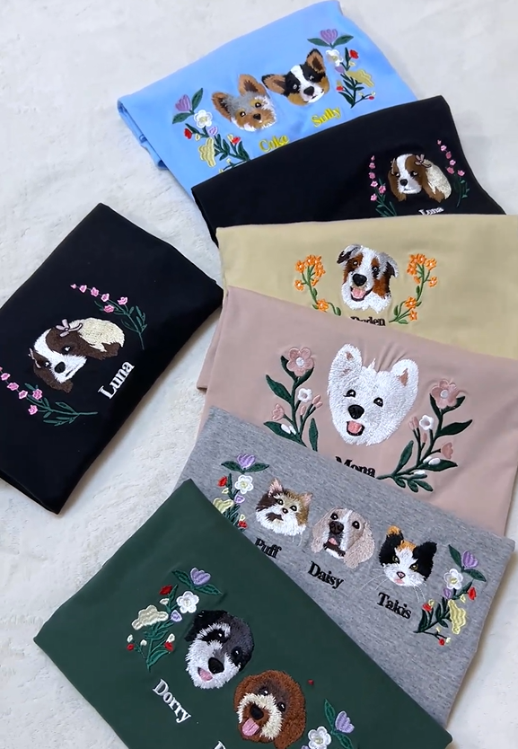 Custom Premium Handcrafted Pet Photo Embroidery T-shirt Sweatshirt Hoodie with Wreath Design